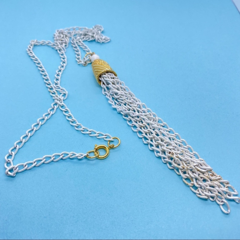 Vintage White Chain Tassle Necklace